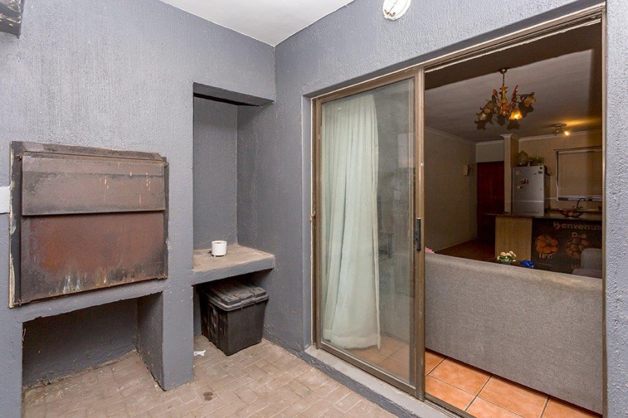 2 Bedroom Property for Sale in Parklands Western Cape